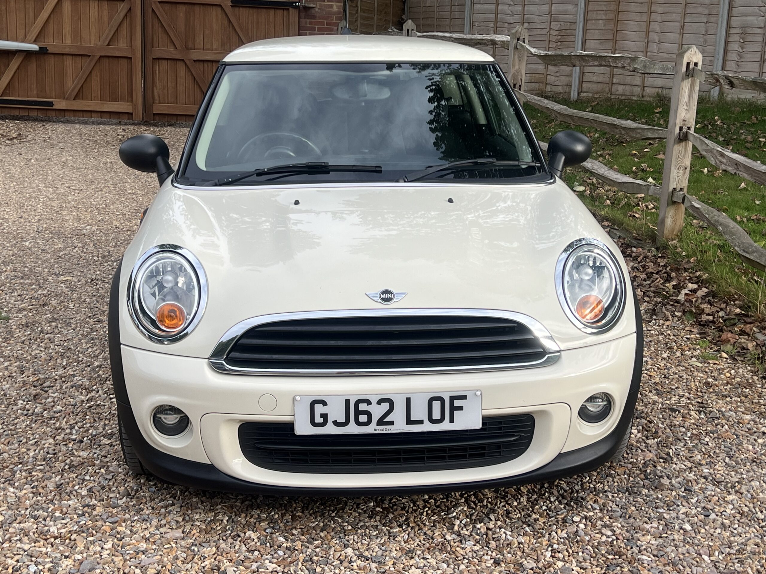
								Mini One Hatch 1.6 Manual full									