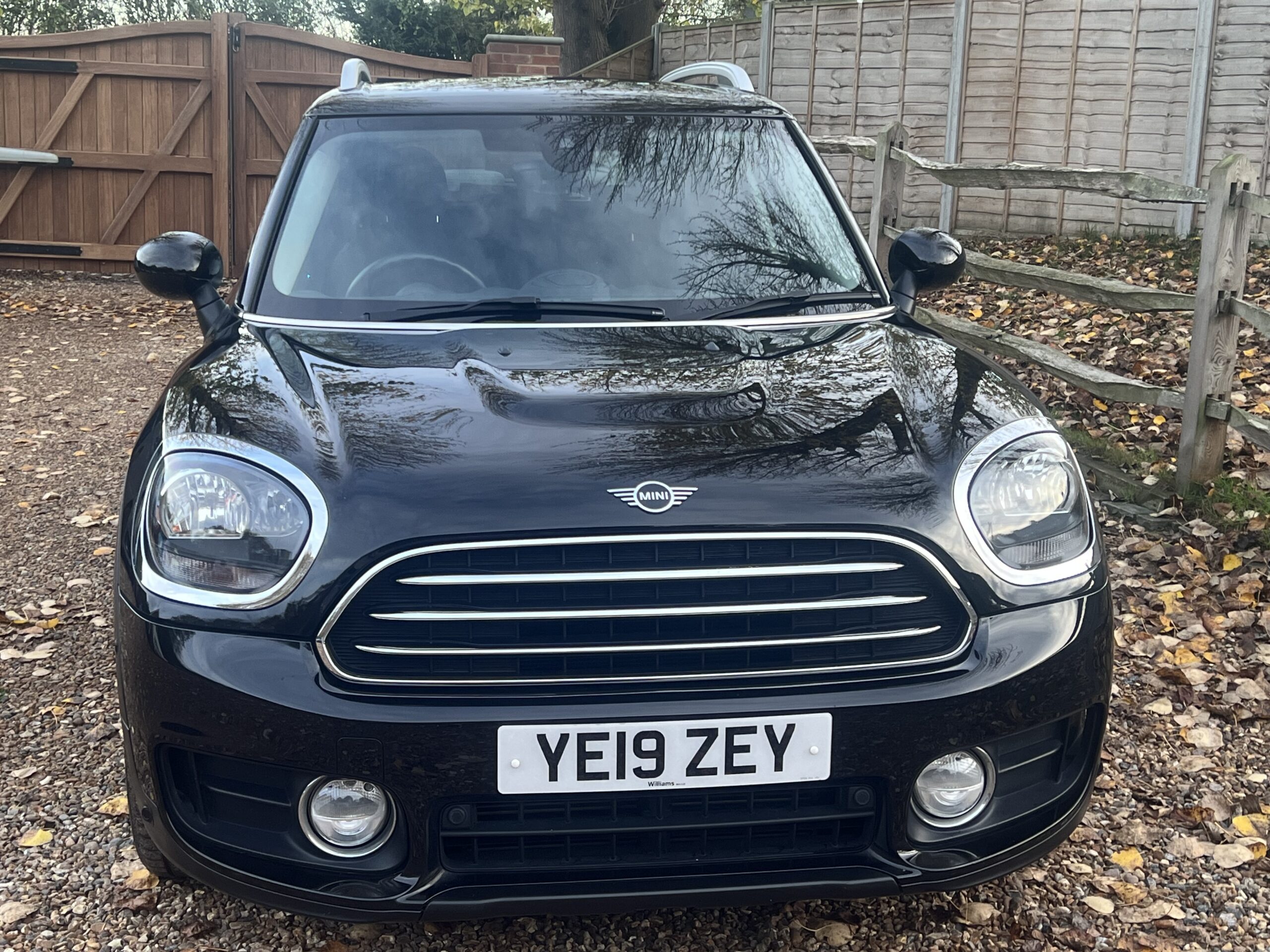 
								Mini countryman black 2.0 Diesel full									