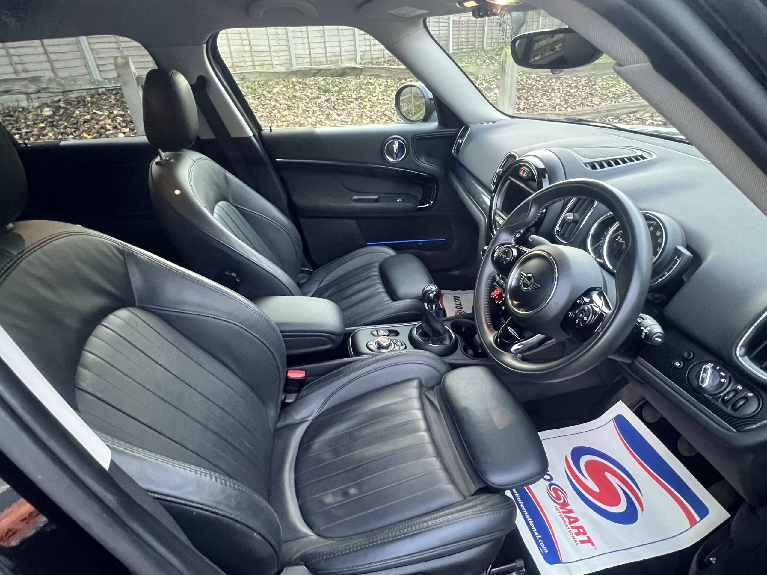 
								Mini countryman black 2.0 Diesel full									