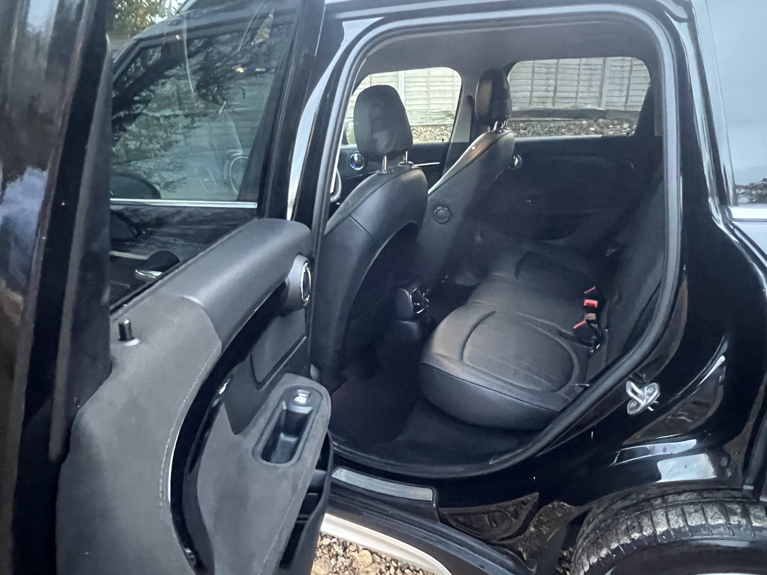 
								Mini countryman black 2.0 Diesel full									