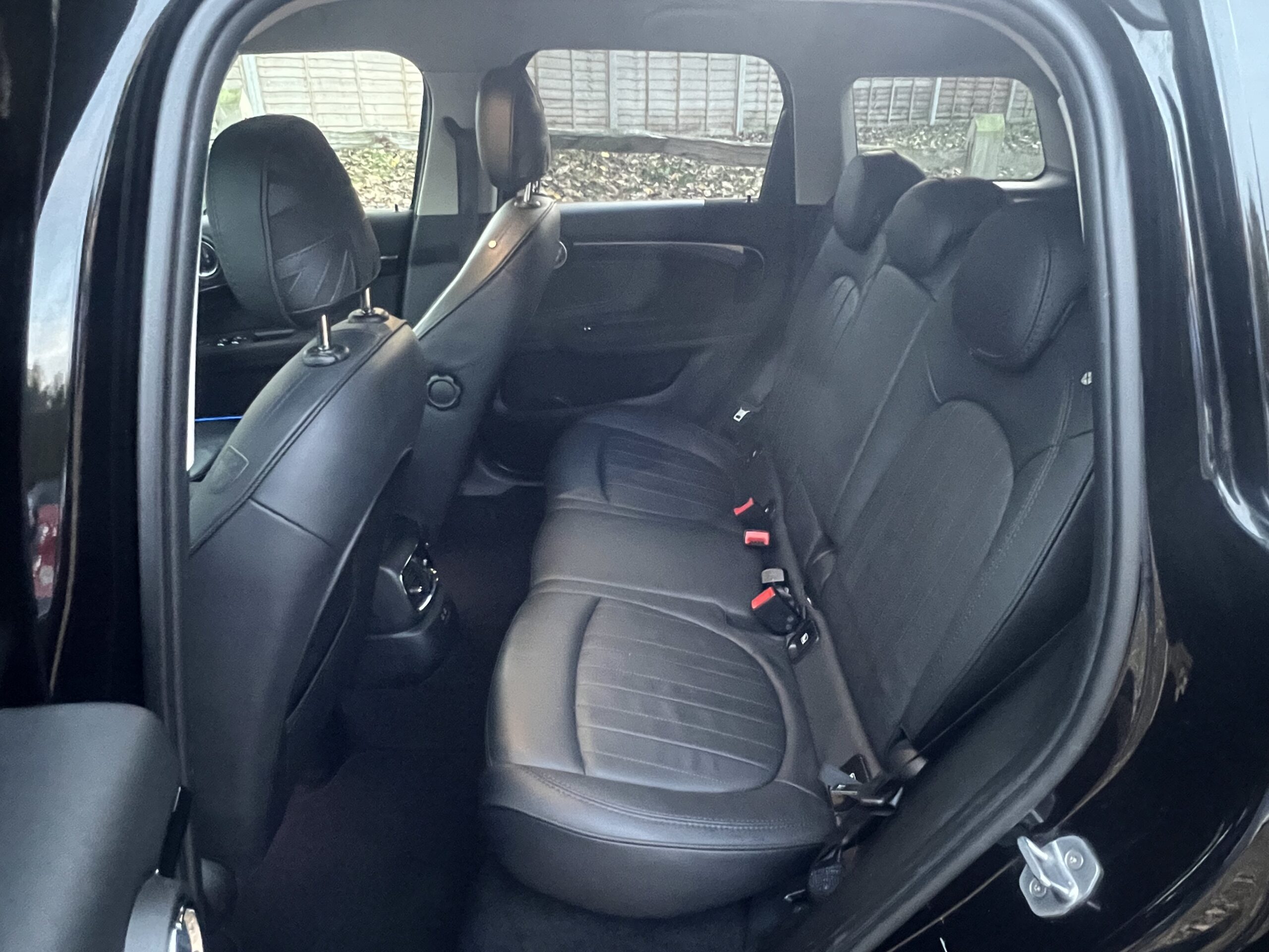 
								Mini countryman black 2.0 Diesel full									