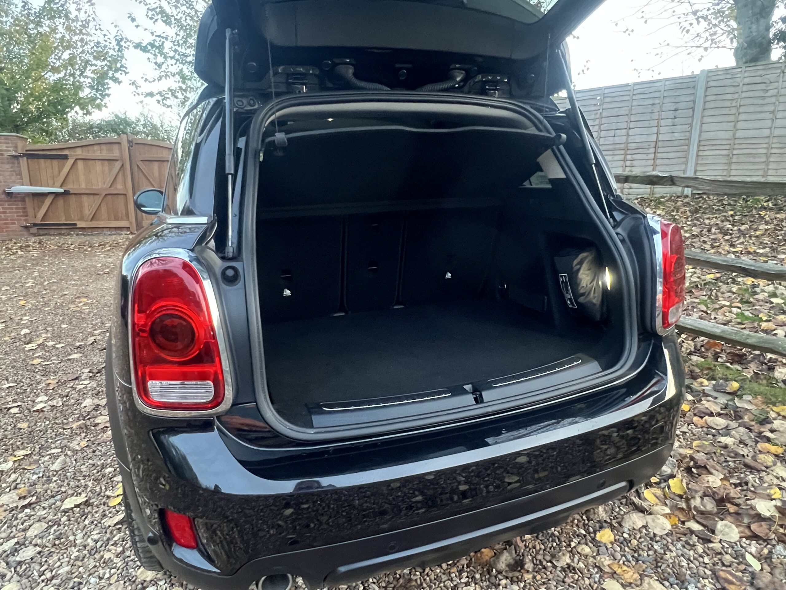 
								Mini countryman black 2.0 Diesel full									