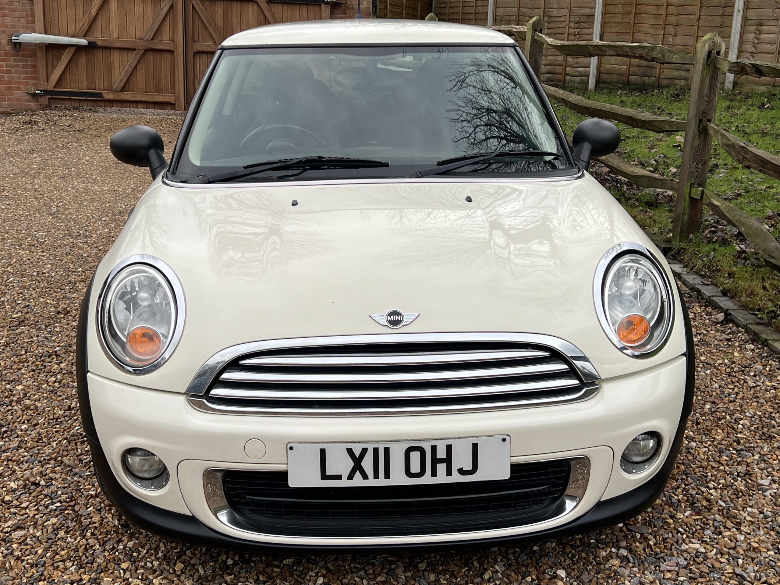 
								Mini one 1.6 white full									