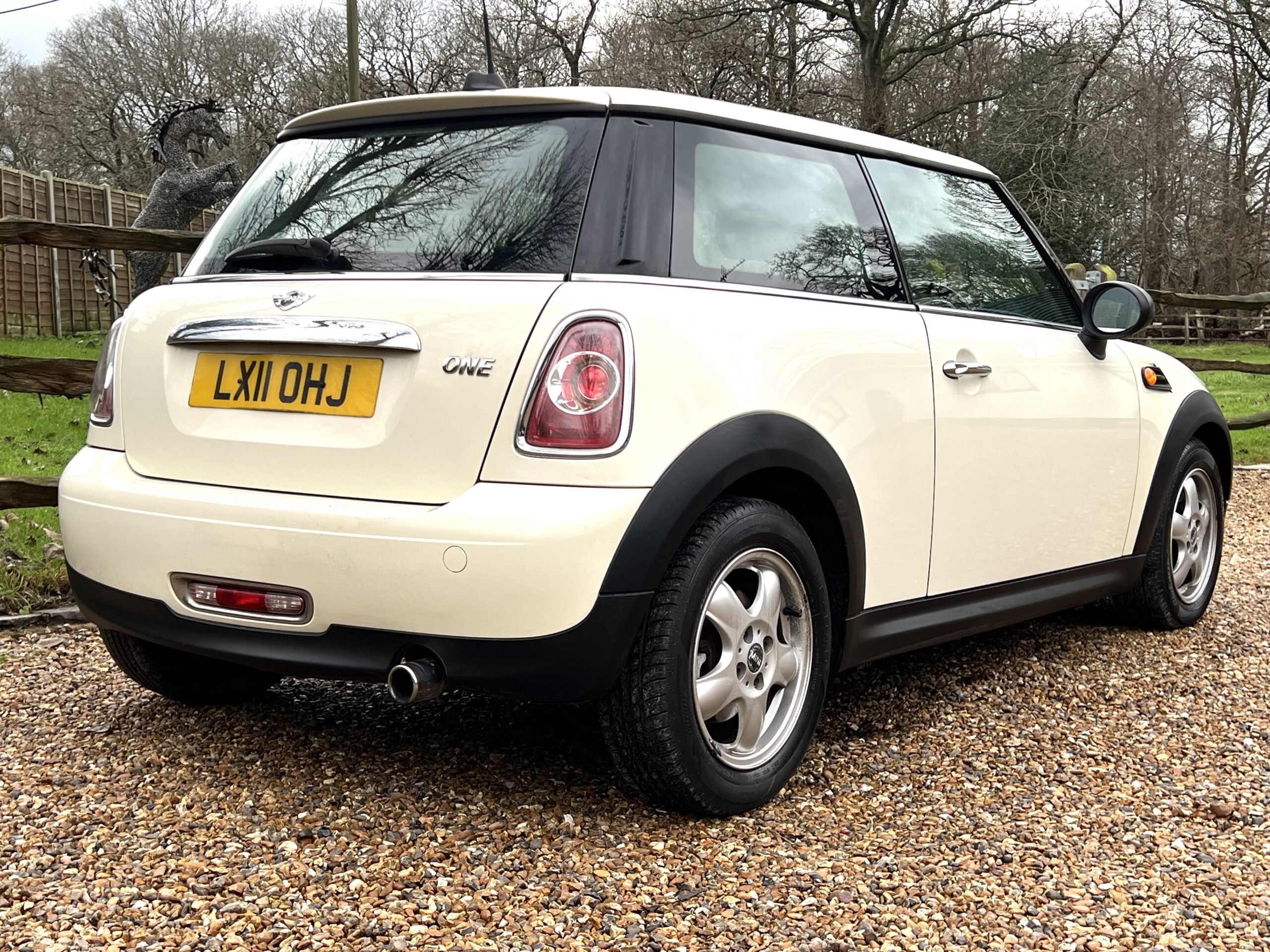 
								Mini one 1.6 white full									