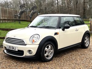 Mini one 1.6 white