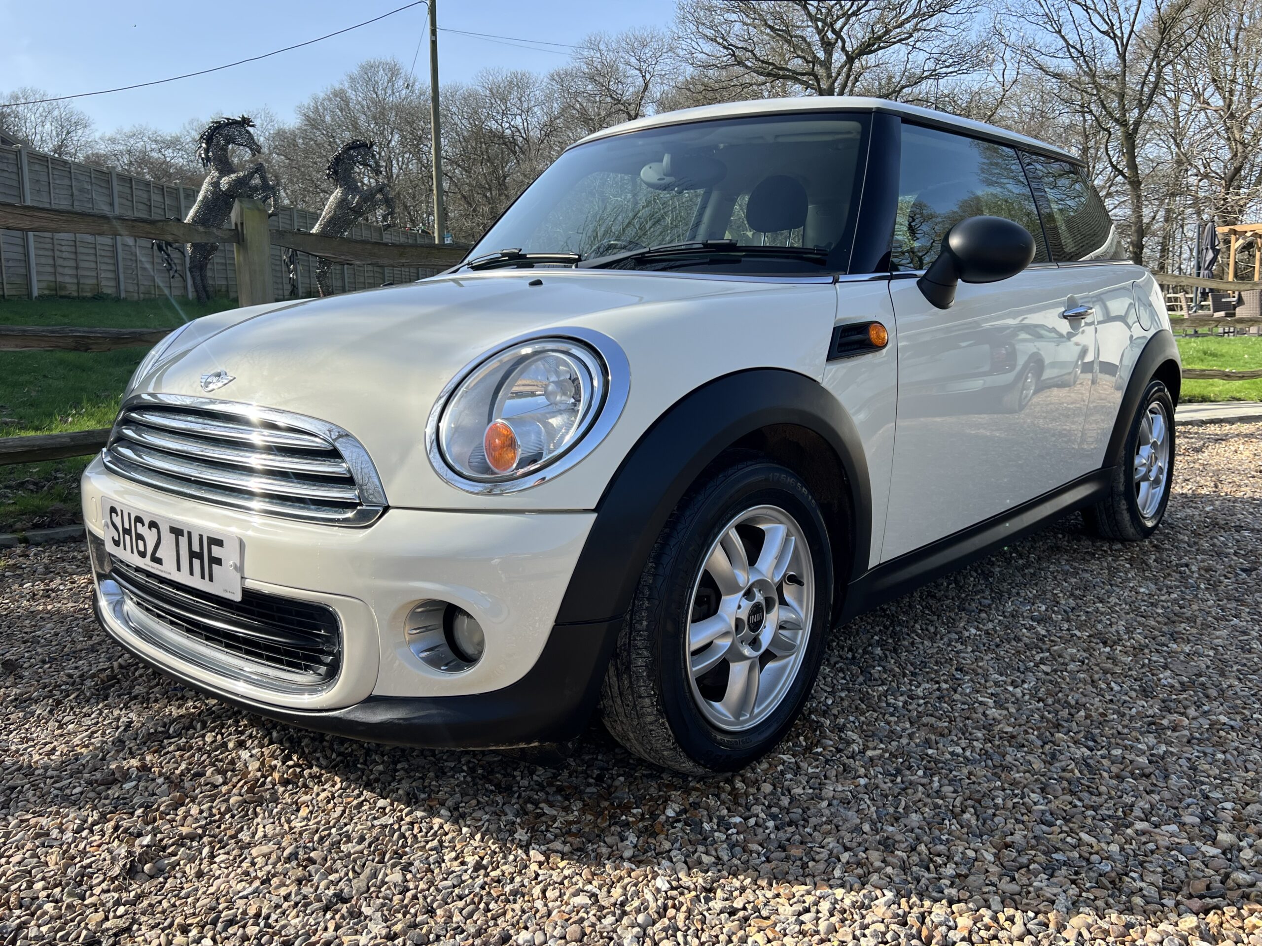 
								Mini One White 1.6 full									