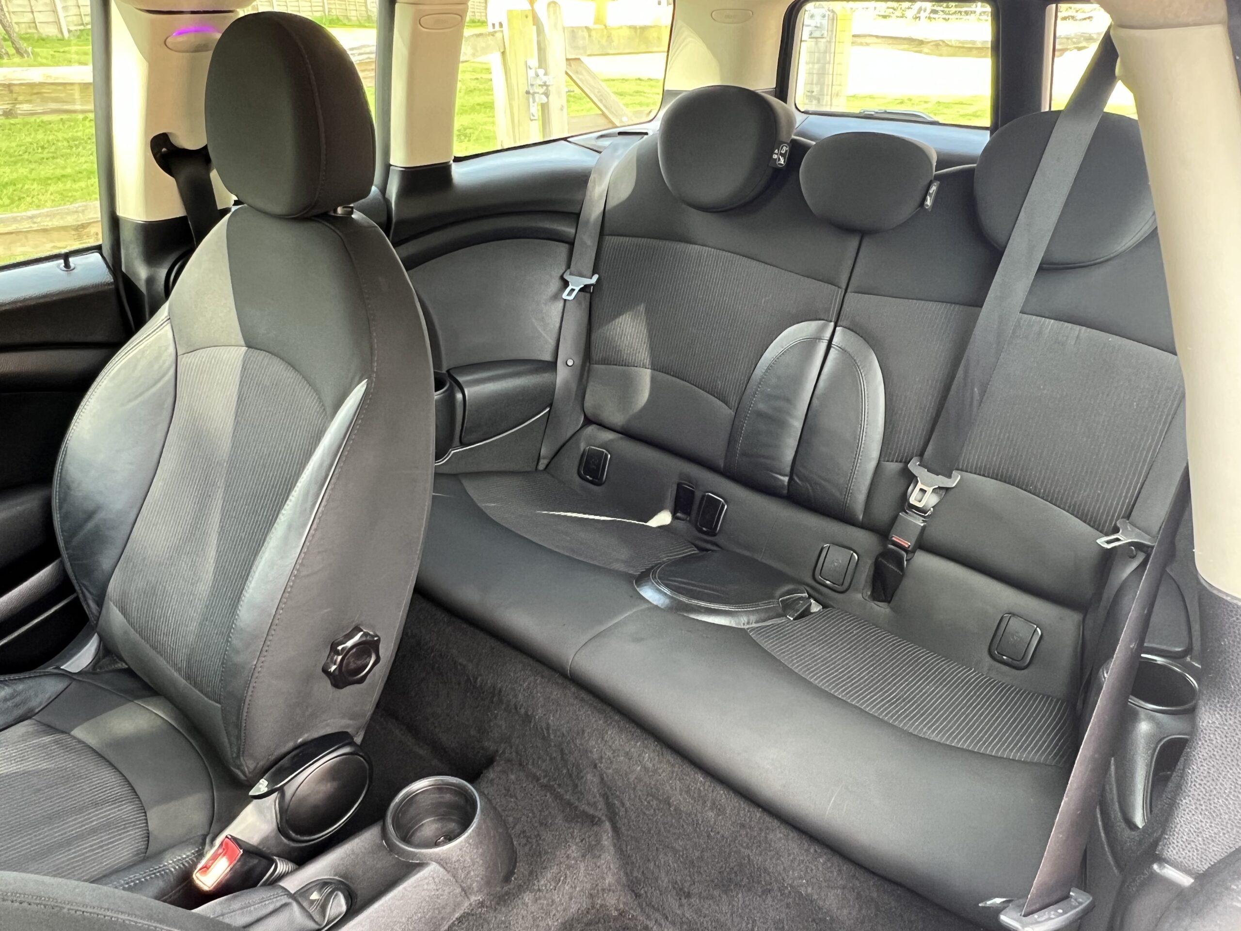 
								MINI CLUBMAN AUTOMATIC 2014 full									