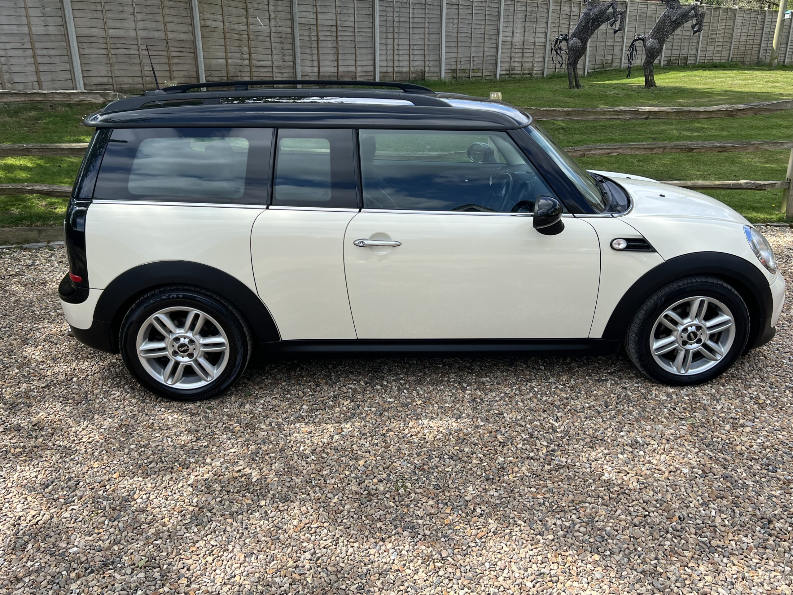 
								MINI CLUBMAN AUTOMATIC 2014 full									