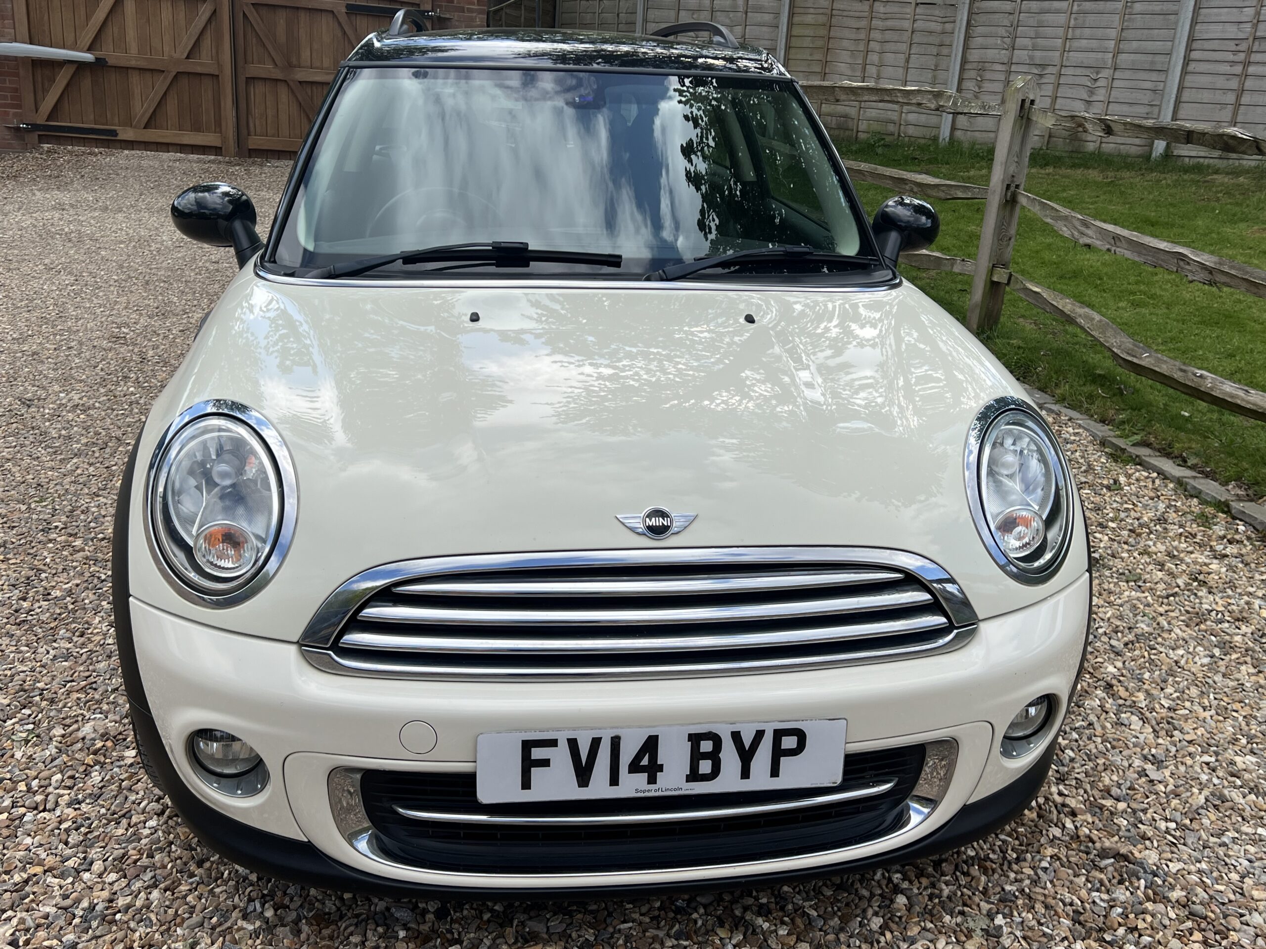 
								MINI CLUBMAN AUTOMATIC 2014 full									