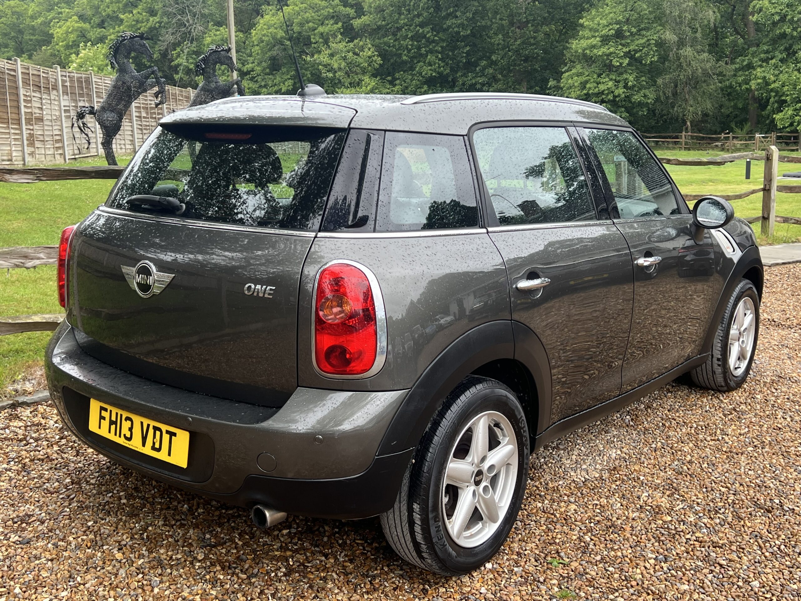 
								Mini Countryman 1.6 Grey full									