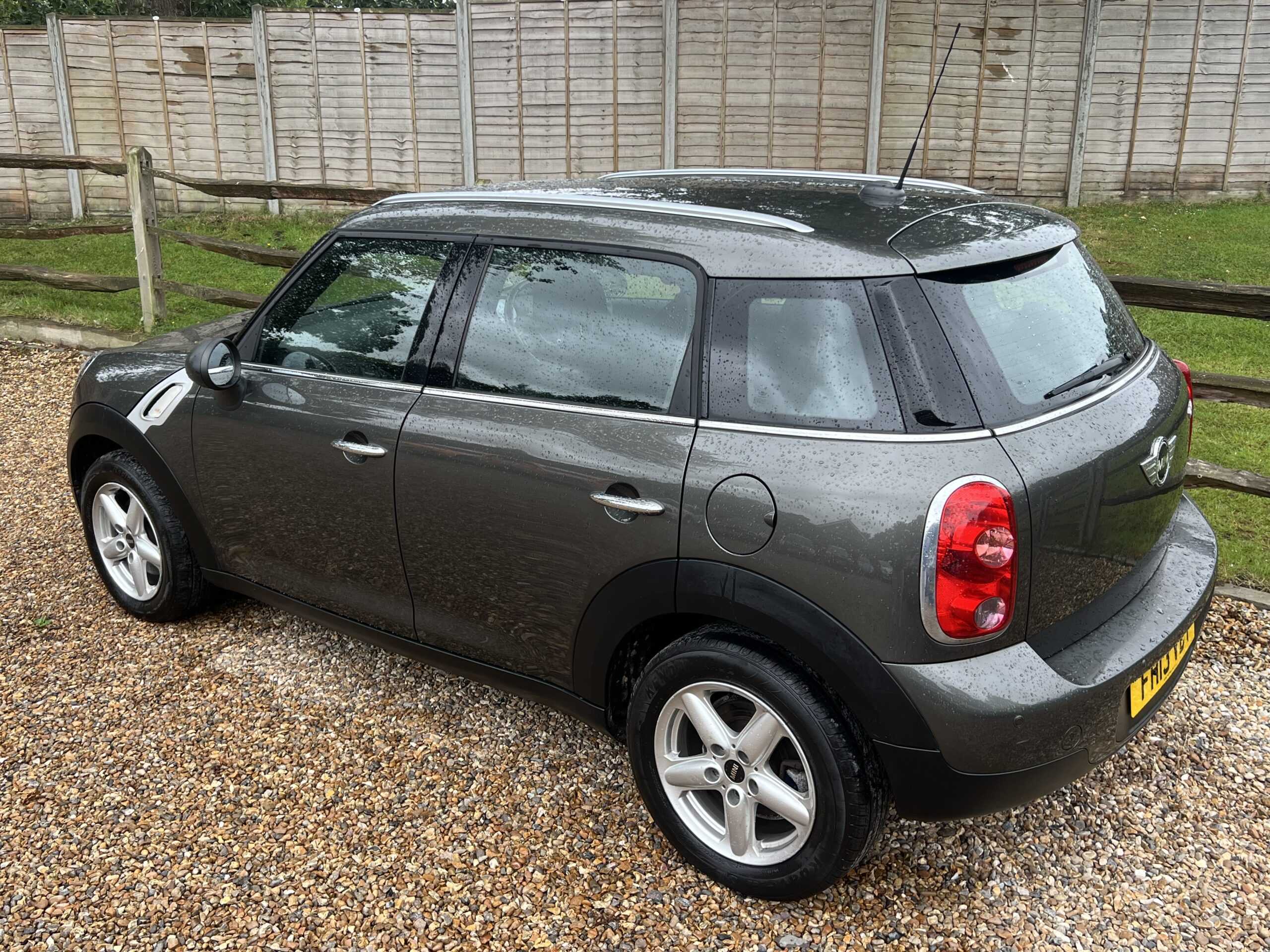 
								Mini Countryman 1.6 Grey full									