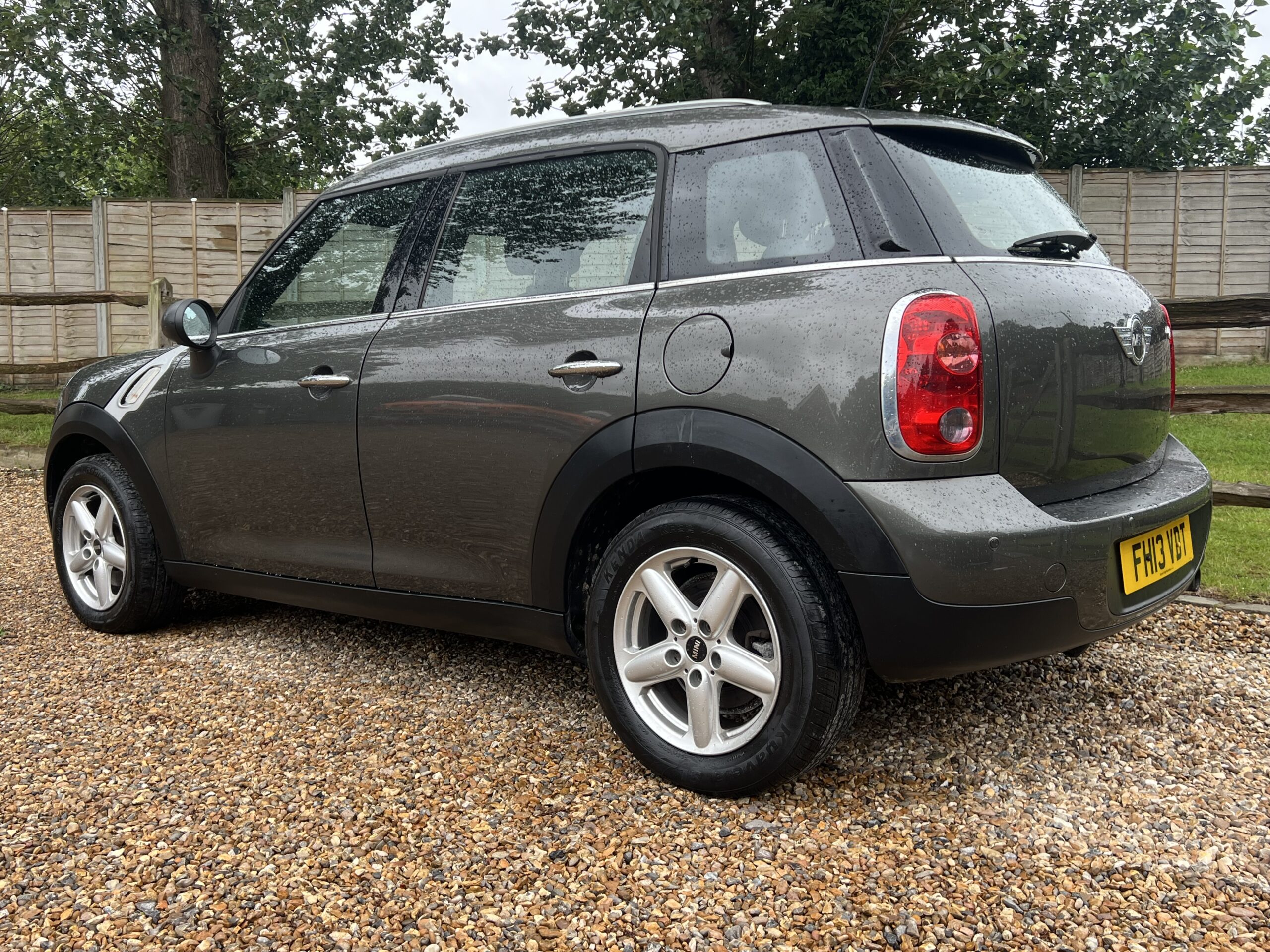 
								Mini Countryman 1.6 Grey full									