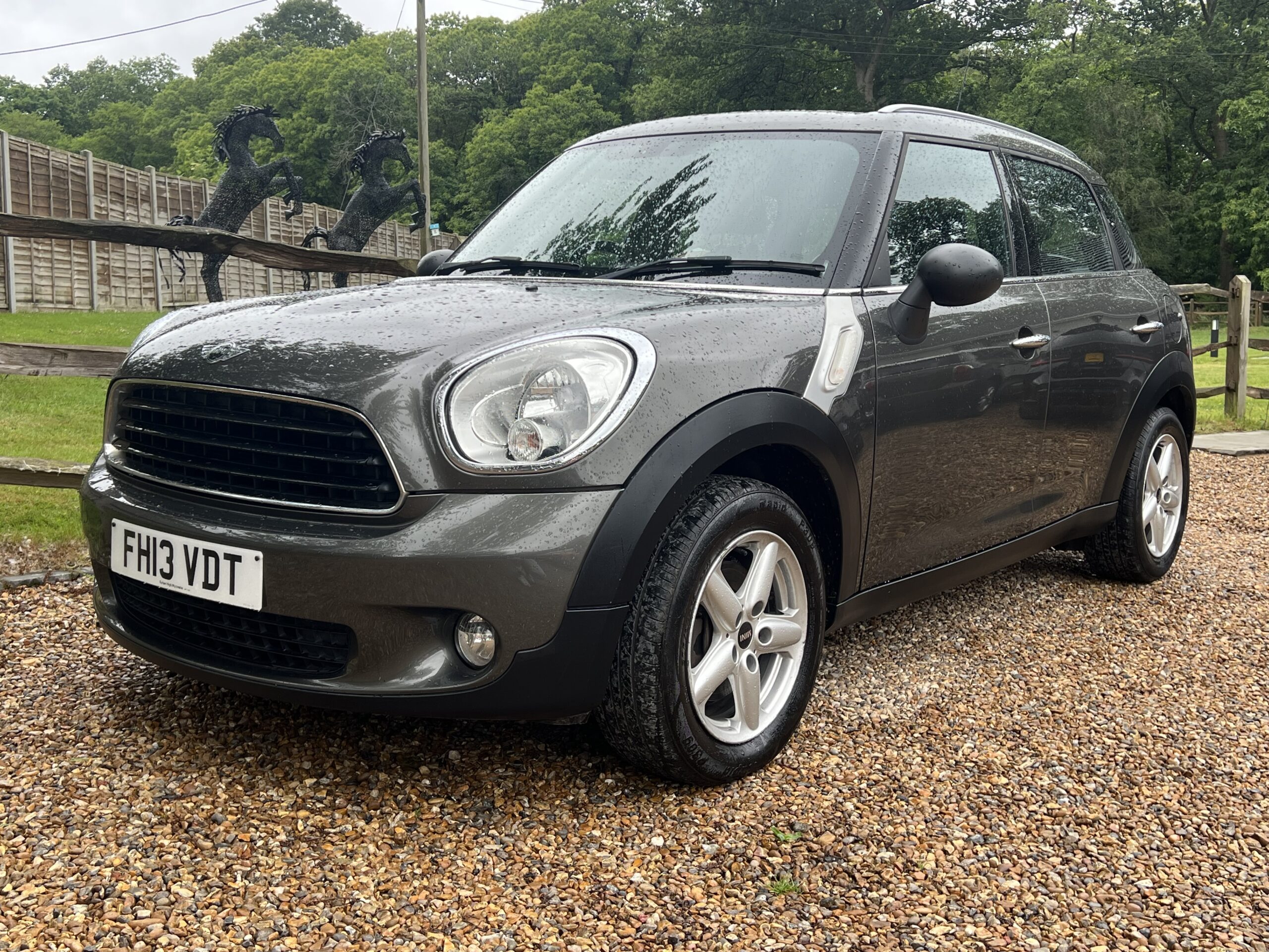 
								Mini Countryman 1.6 Grey full									