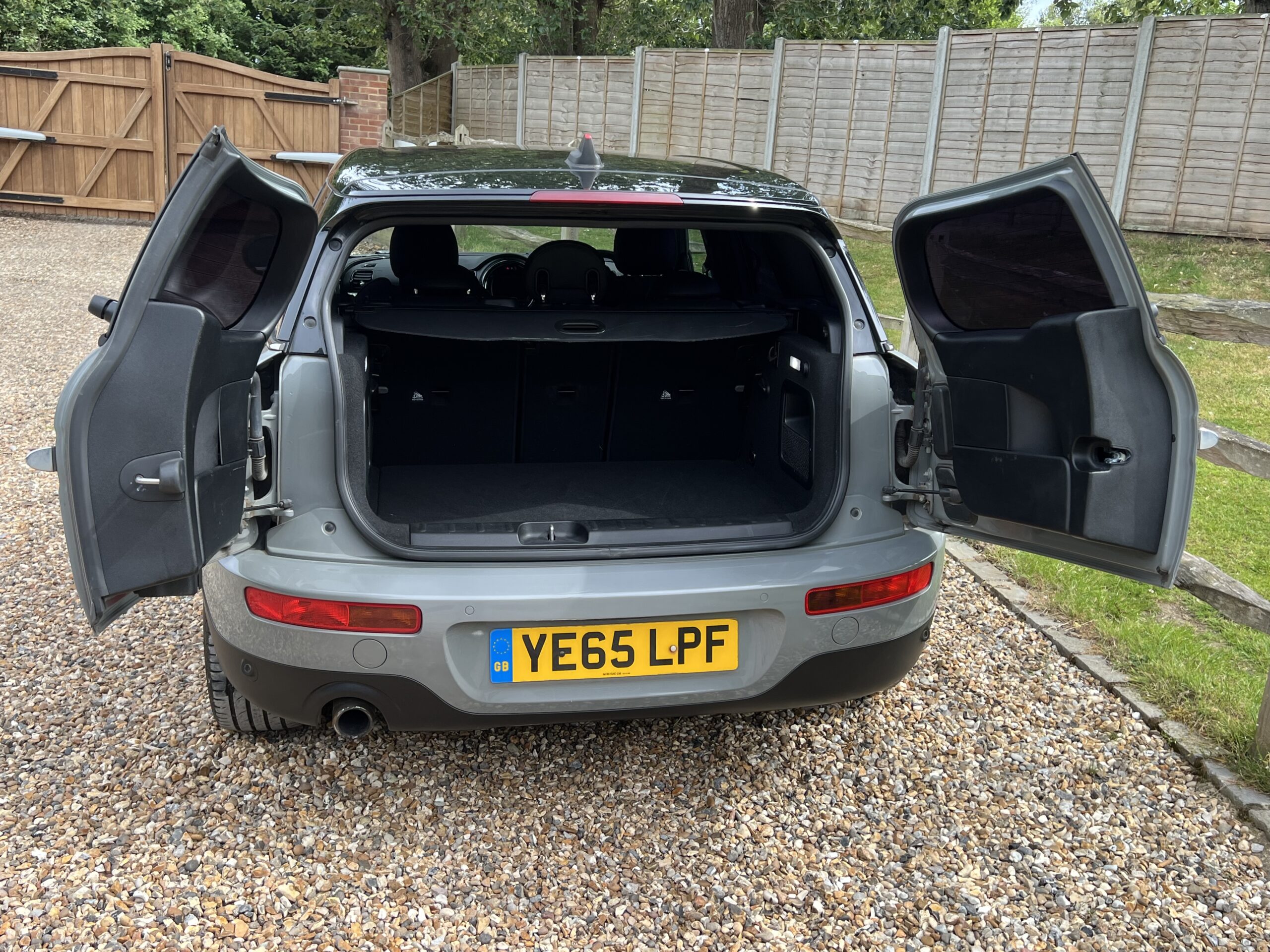 
								Mini Cooper Clubman 1.5 Estate full									