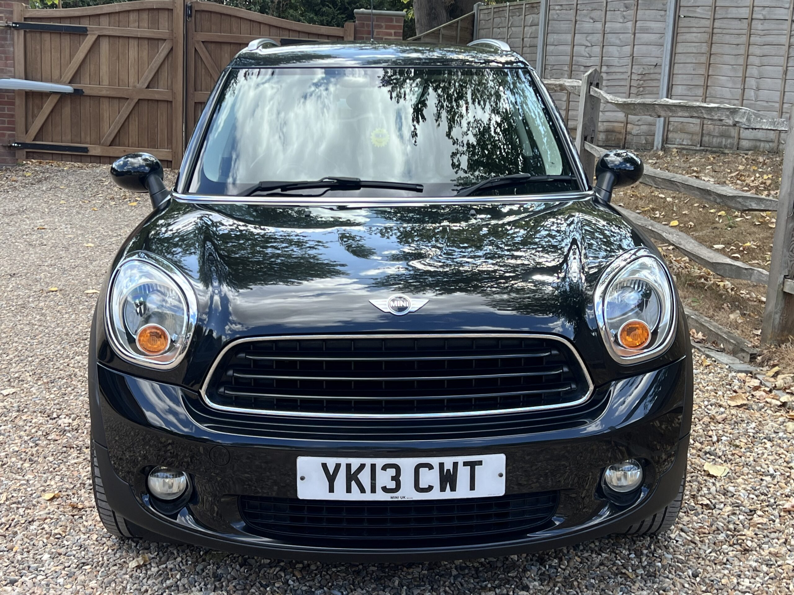 
								MINI ONE COUNTRYMAN 1.6 BLACK full									