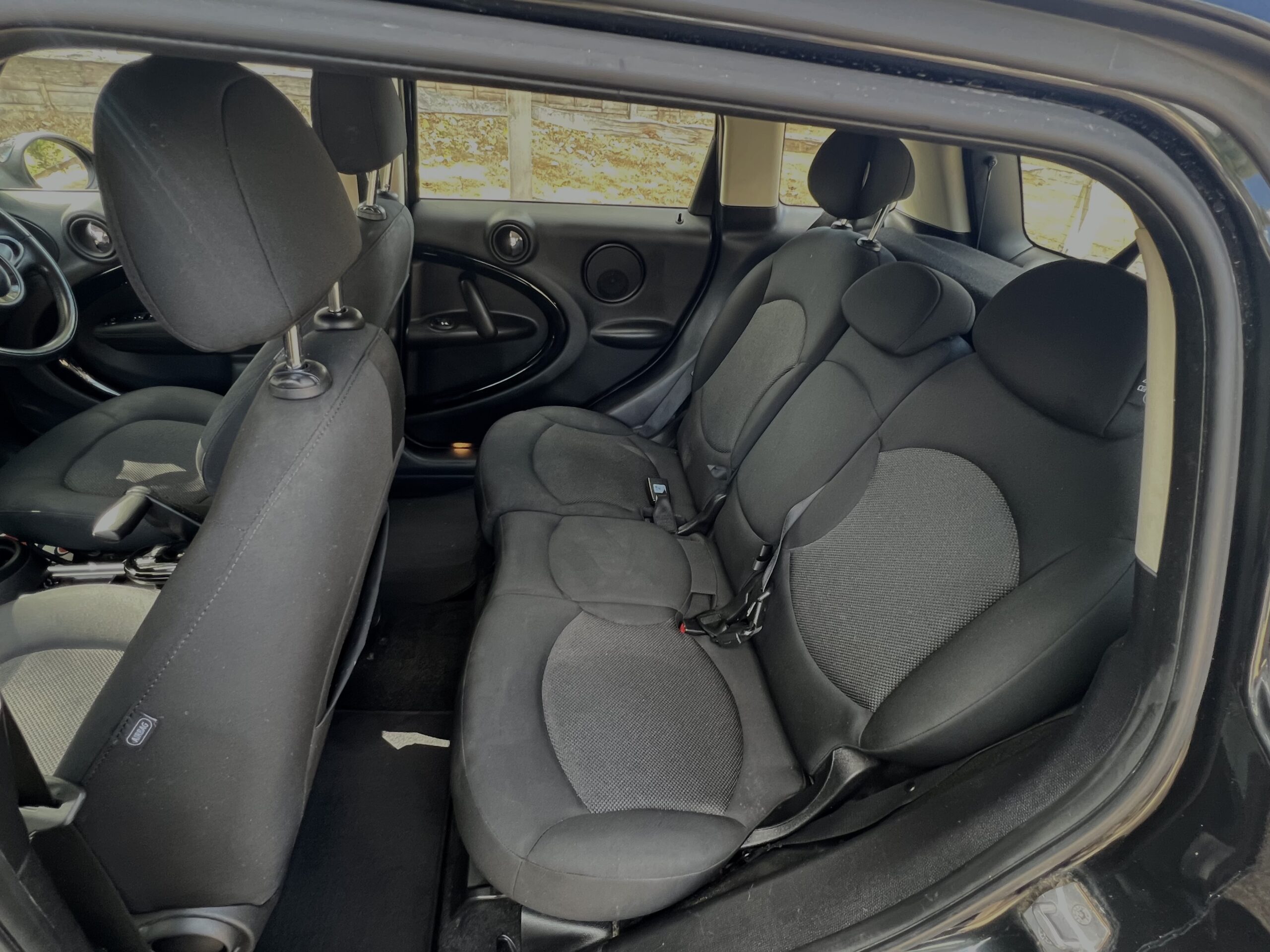 
								MINI ONE COUNTRYMAN 1.6 BLACK full									