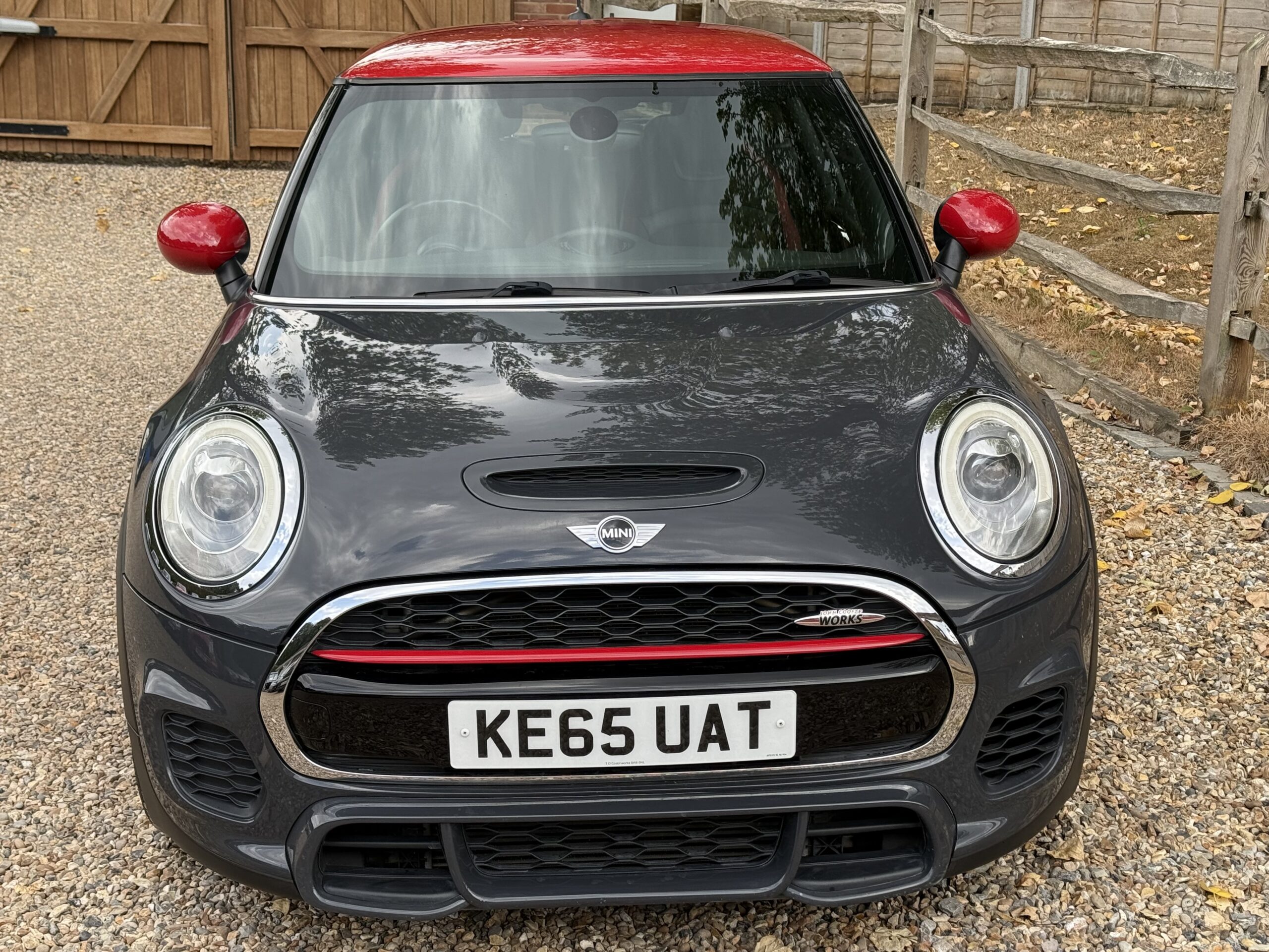 
								Mini John Cooper works Grey 2.0ltr full									