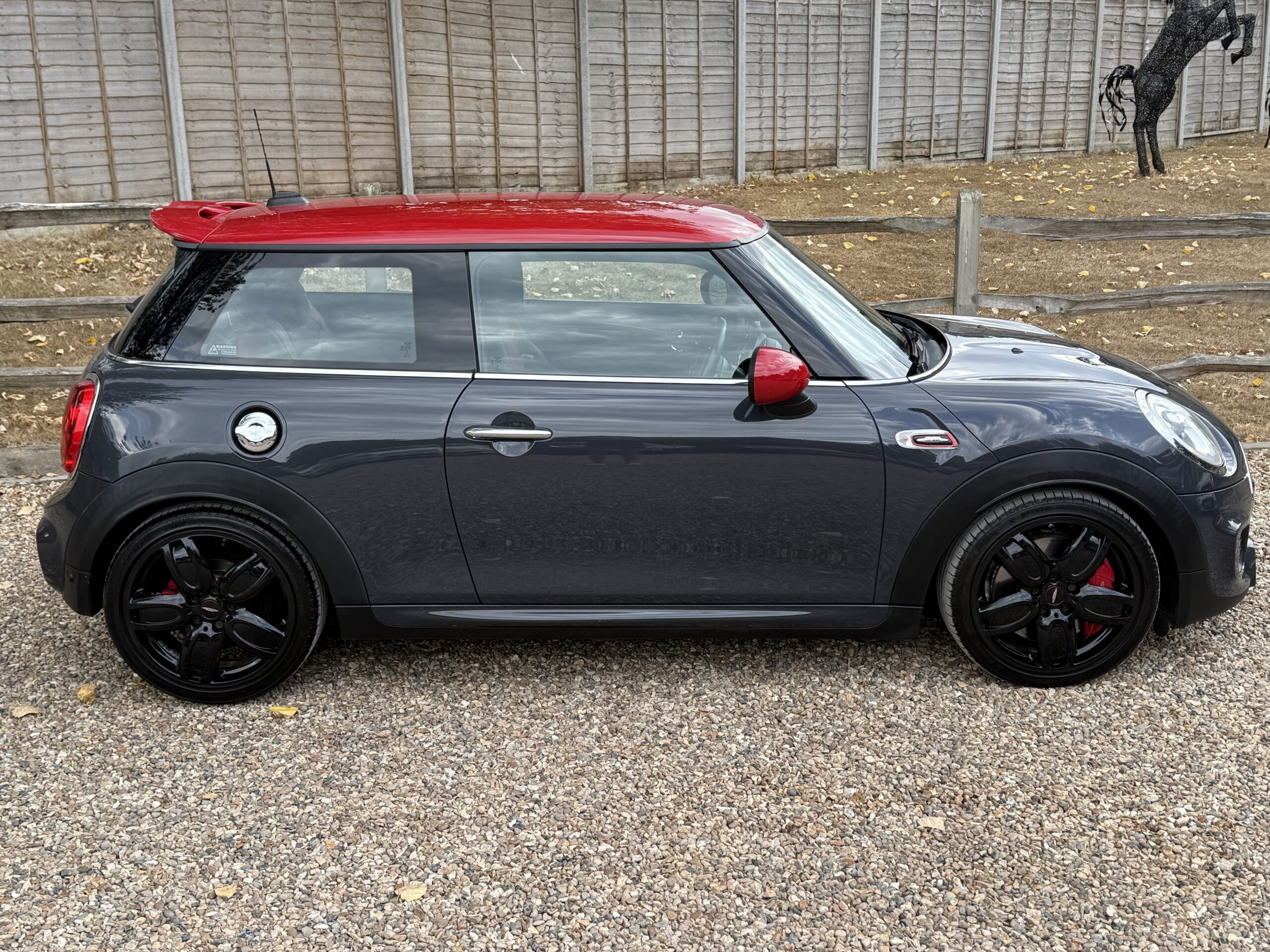 
								Mini John Cooper works Grey 2.0ltr full									