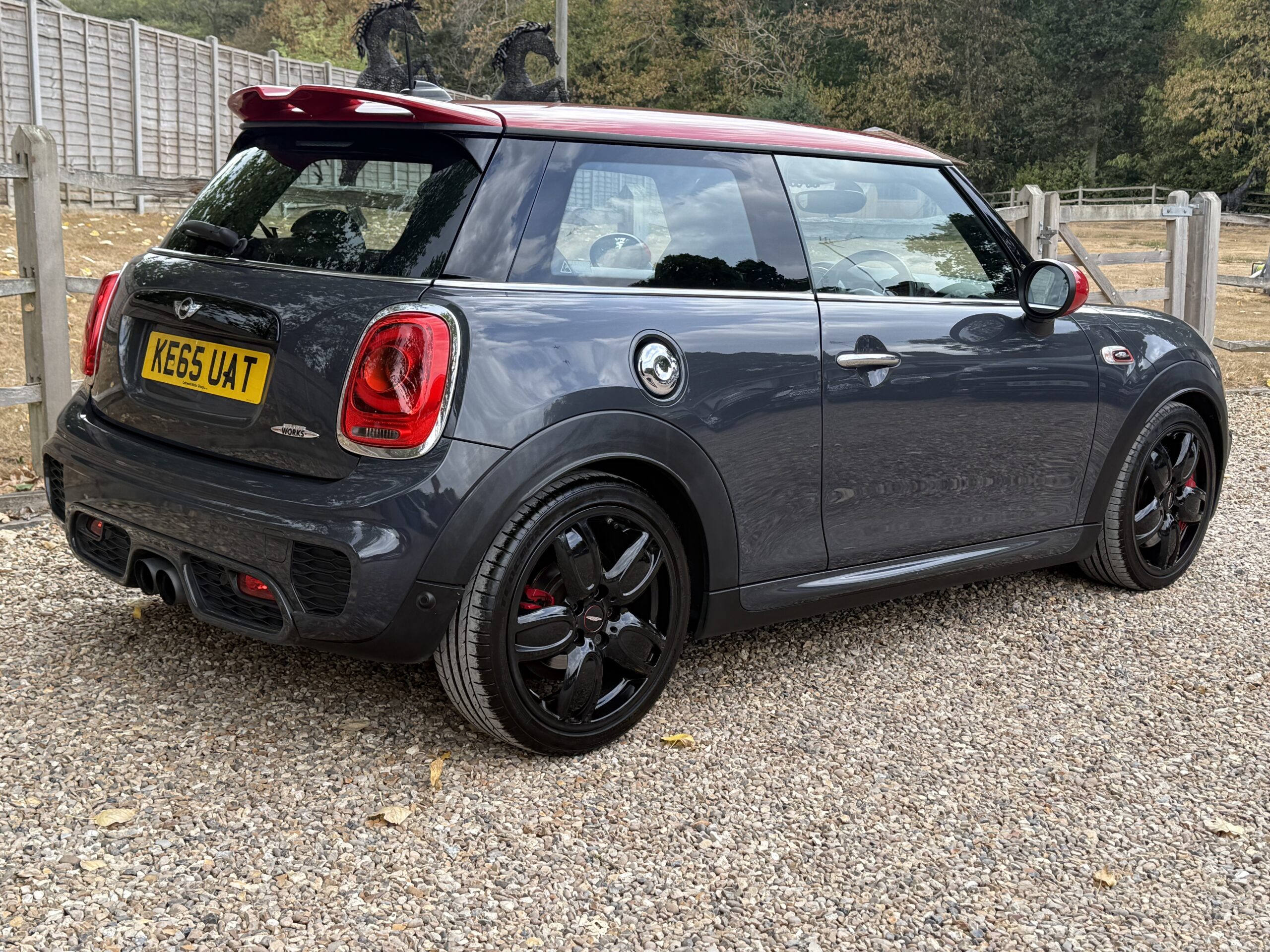 
								Mini John Cooper works Grey 2.0ltr full									
