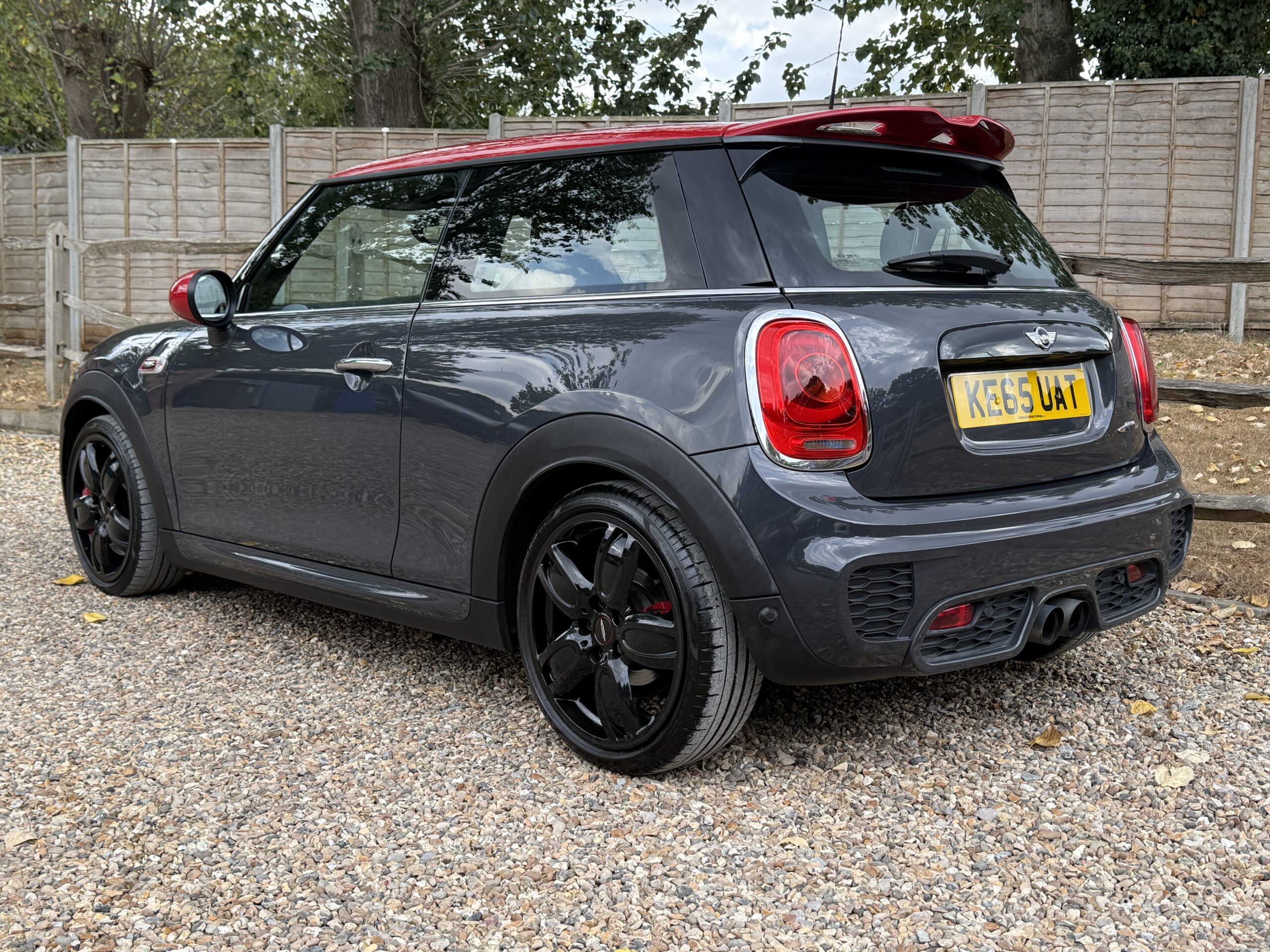 
								Mini John Cooper works Grey 2.0ltr full									