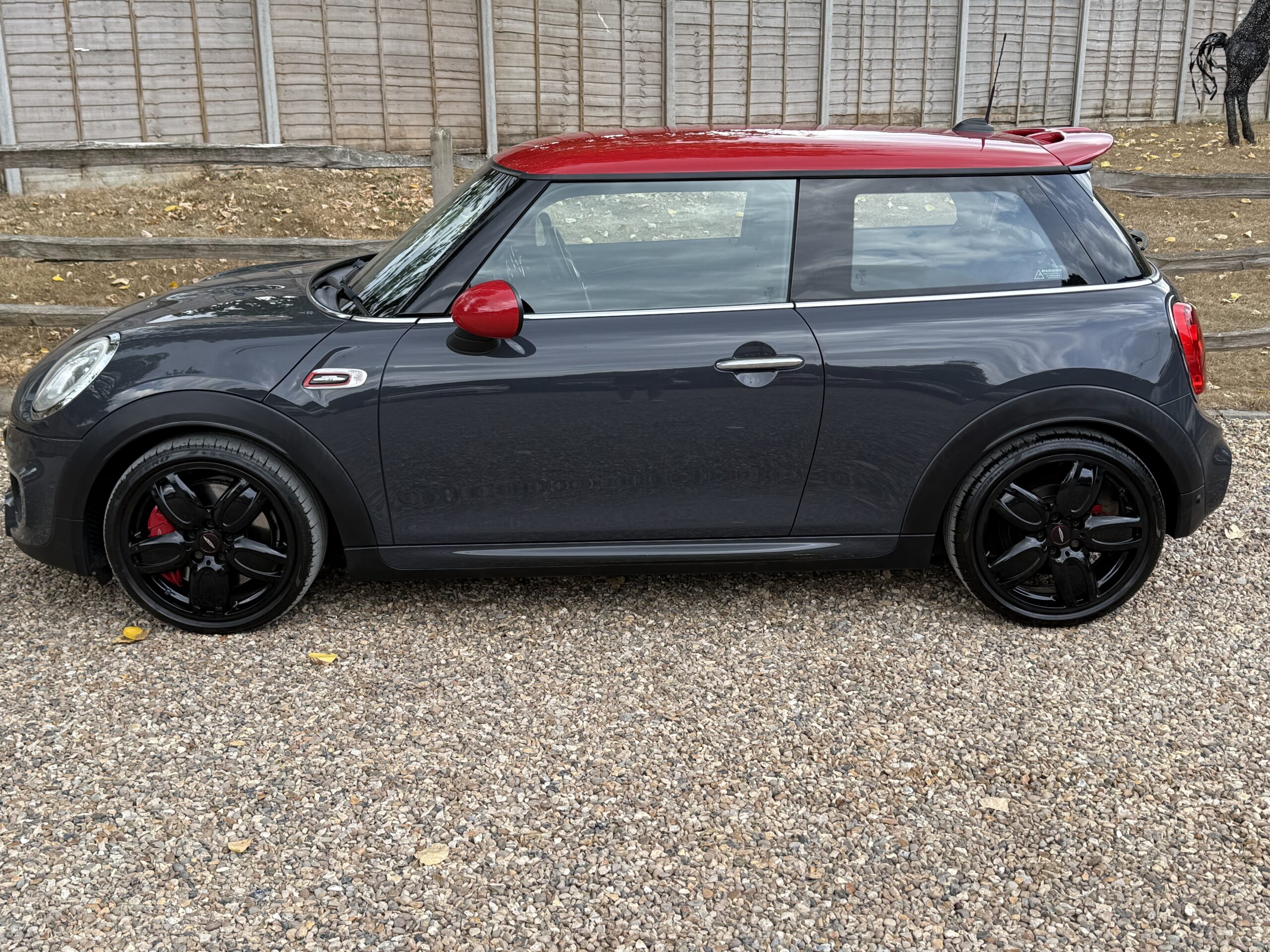 
								Mini John Cooper works Grey 2.0ltr full									