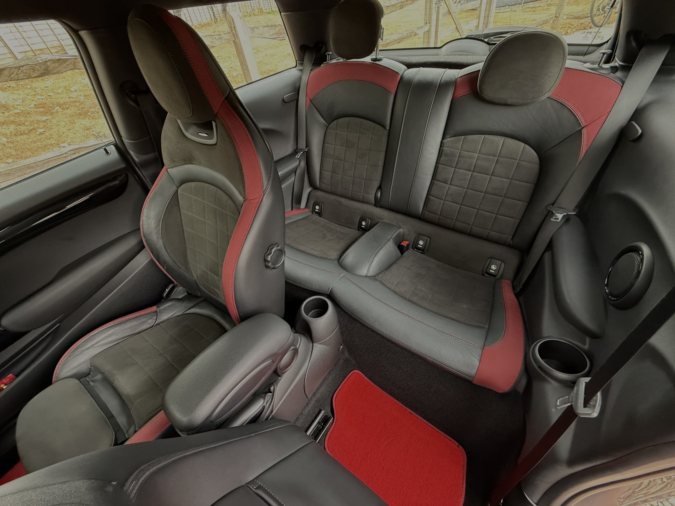 
								Mini John Cooper works Grey 2.0ltr full									