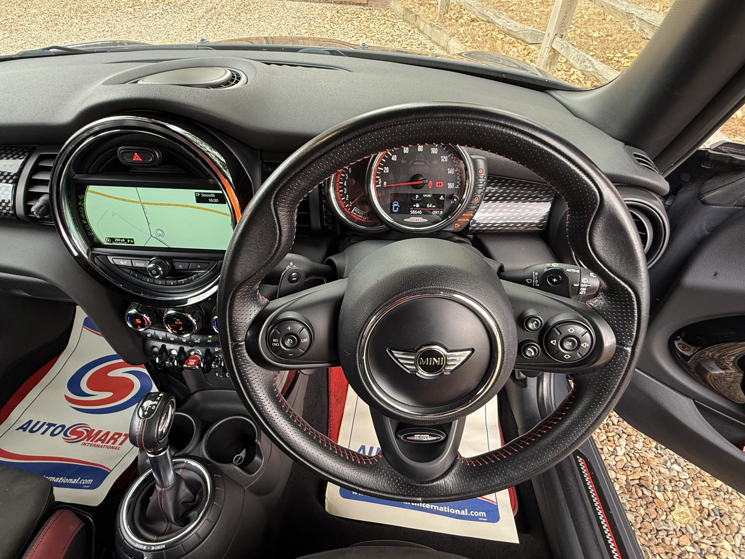 
								Mini John Cooper works Grey 2.0ltr full									