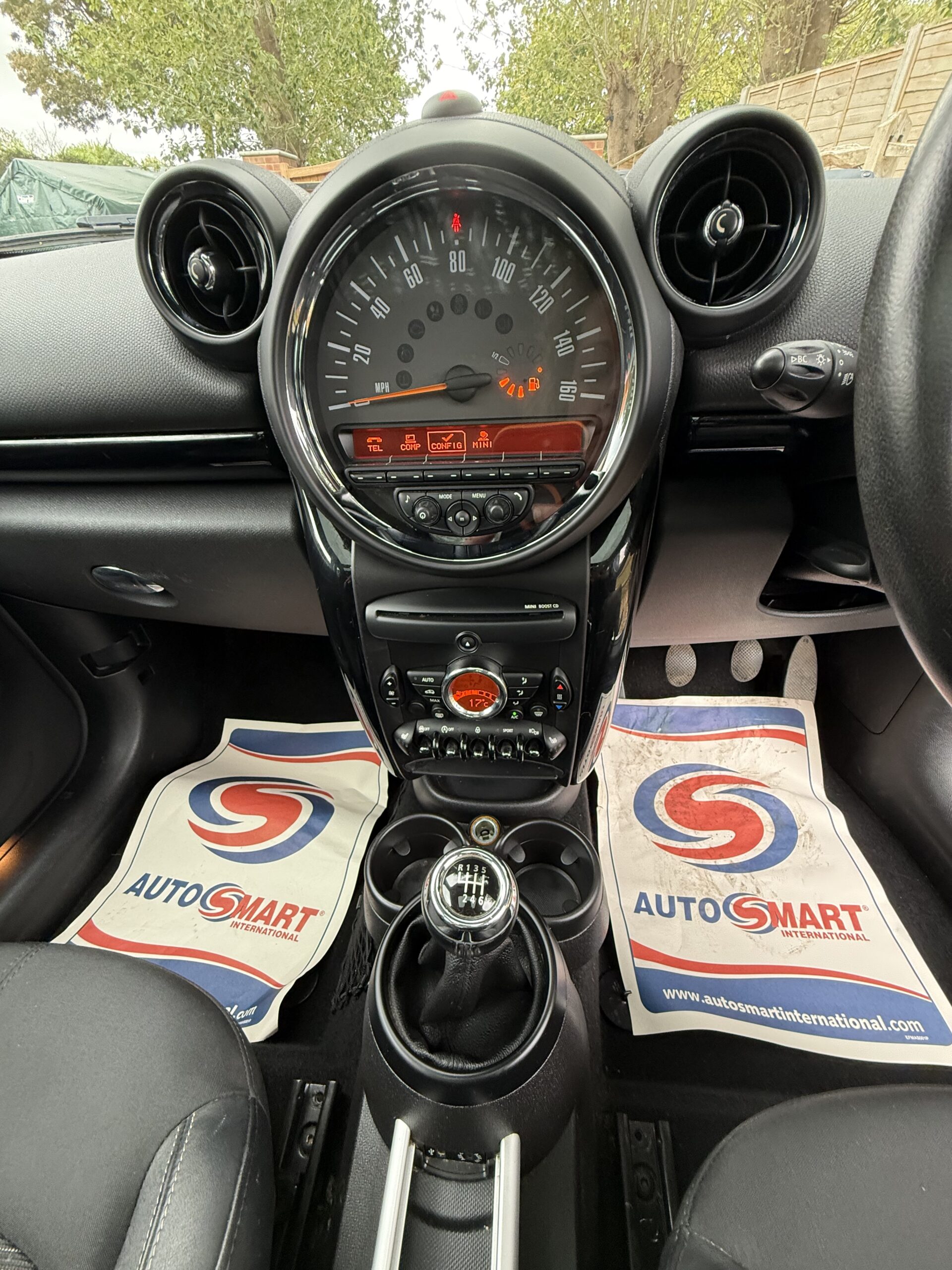 
								MINI COOPER COUNTRYMAN 1.6 SILVER full									