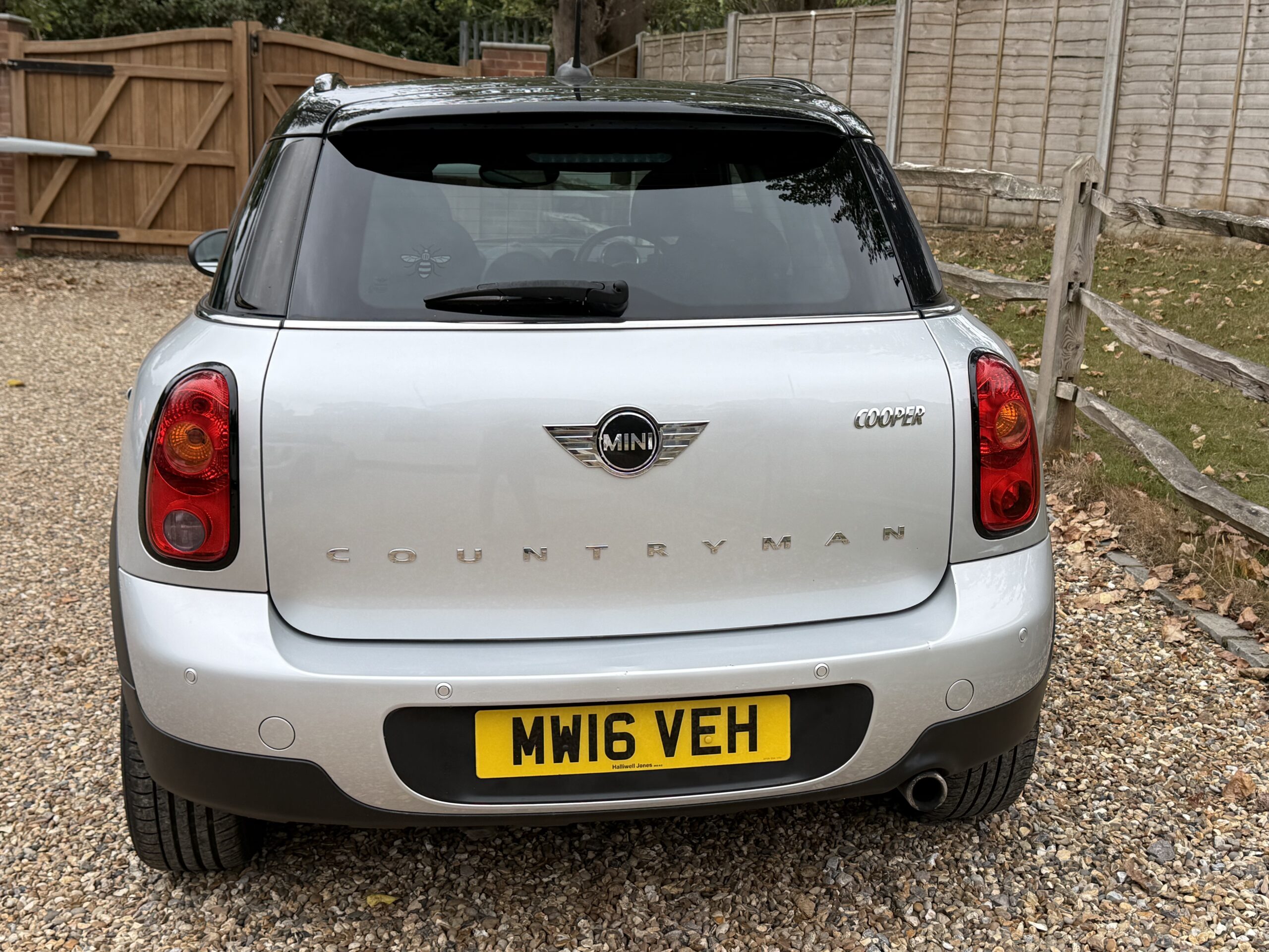 
								MINI COOPER COUNTRYMAN 1.6 SILVER full									