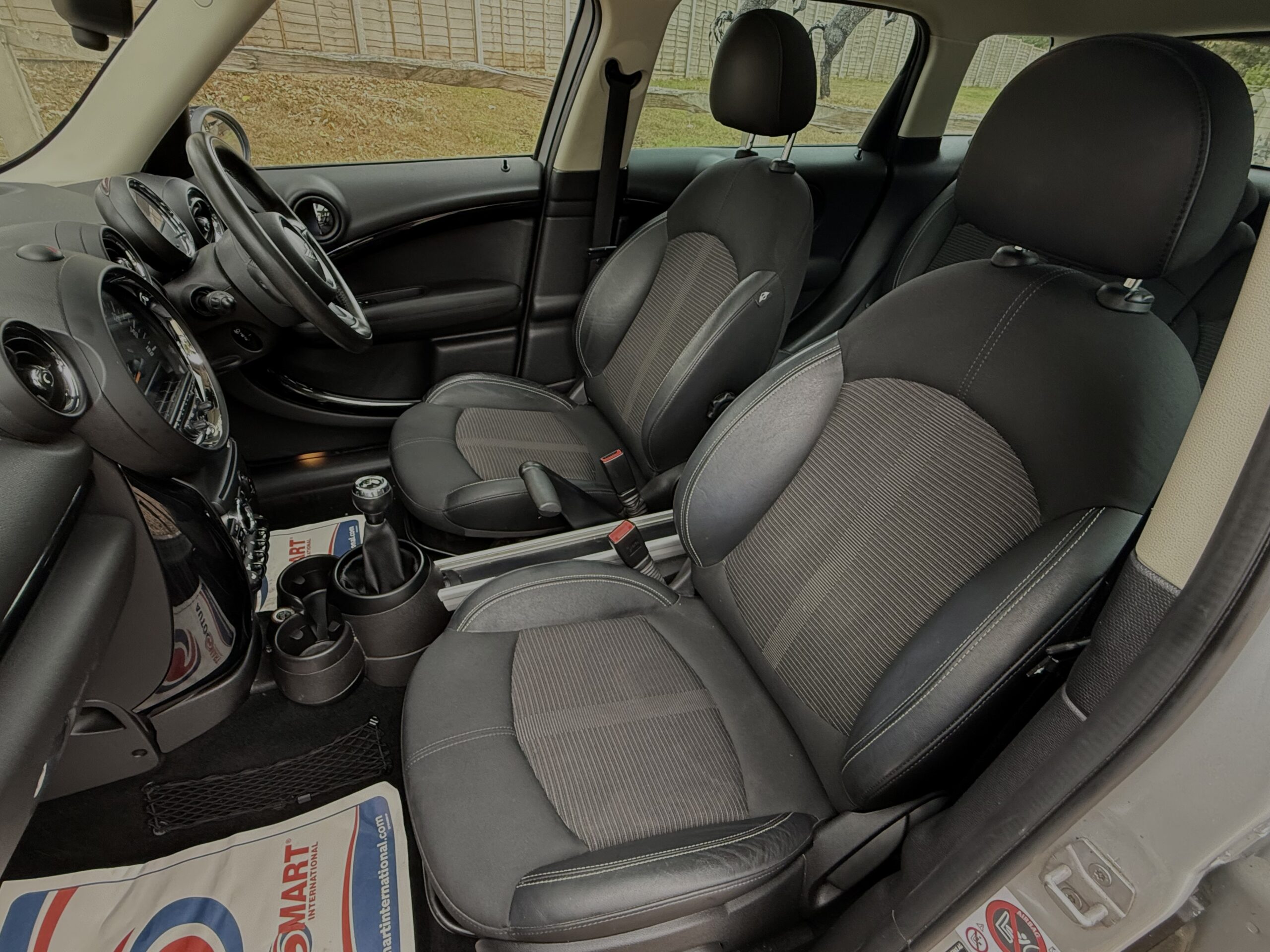 
								MINI COOPER COUNTRYMAN 1.6 SILVER full									