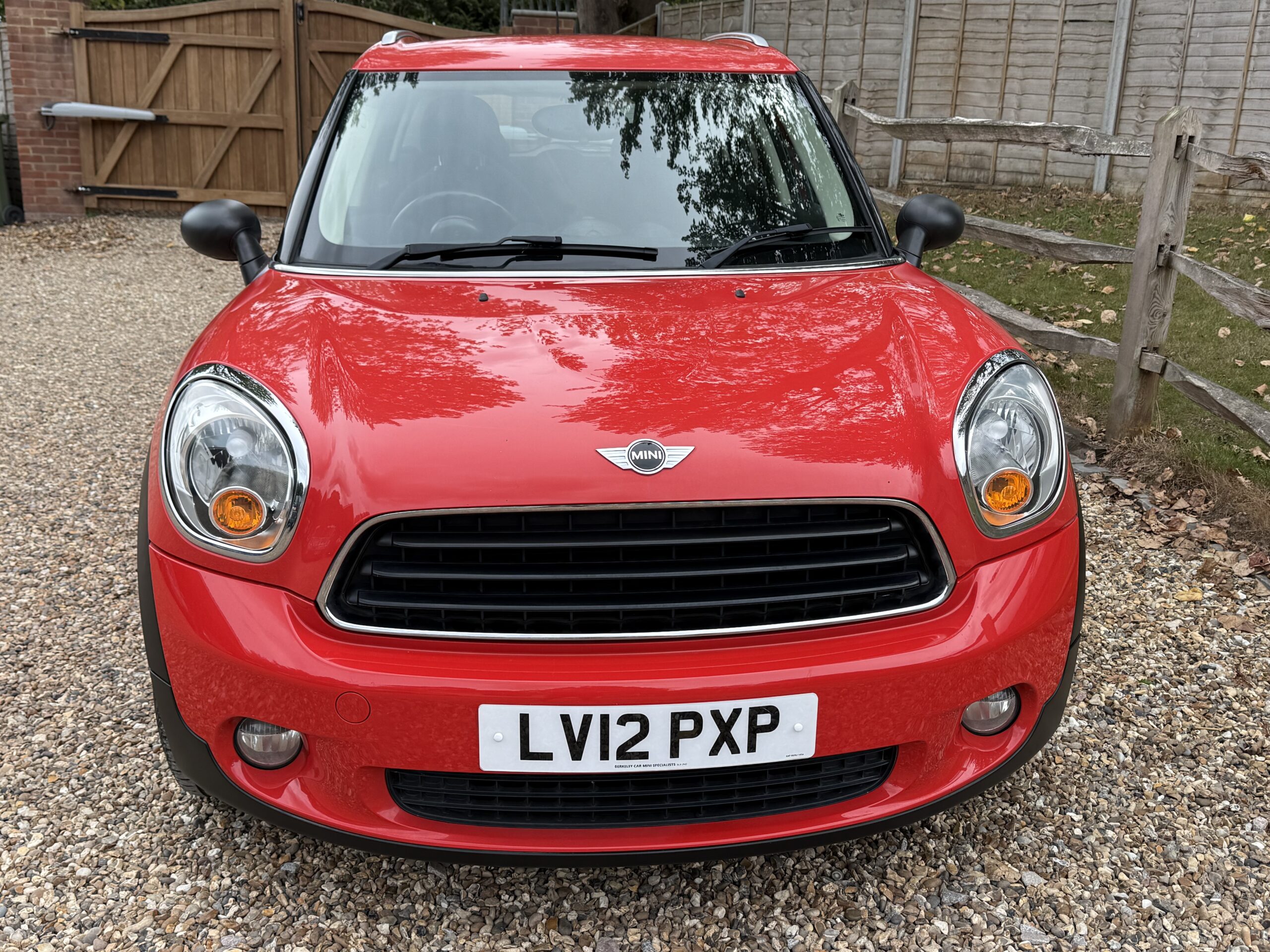 
								MINI ONE COUNTRYMAN 1.6 RED full									