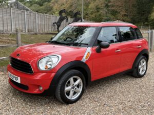 MINI ONE COUNTRYMAN 1.6 RED