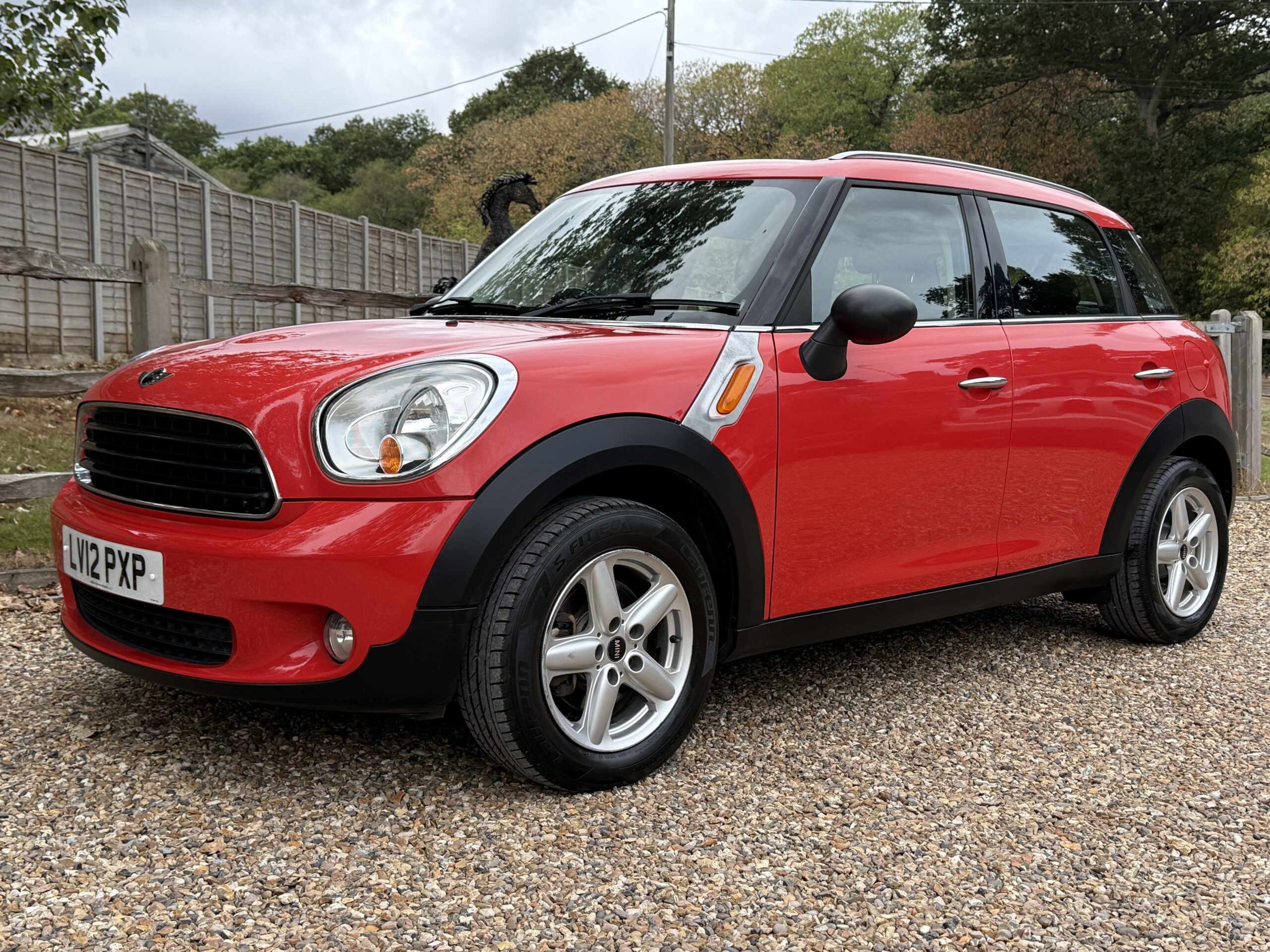 
								MINI ONE COUNTRYMAN 1.6 RED full									