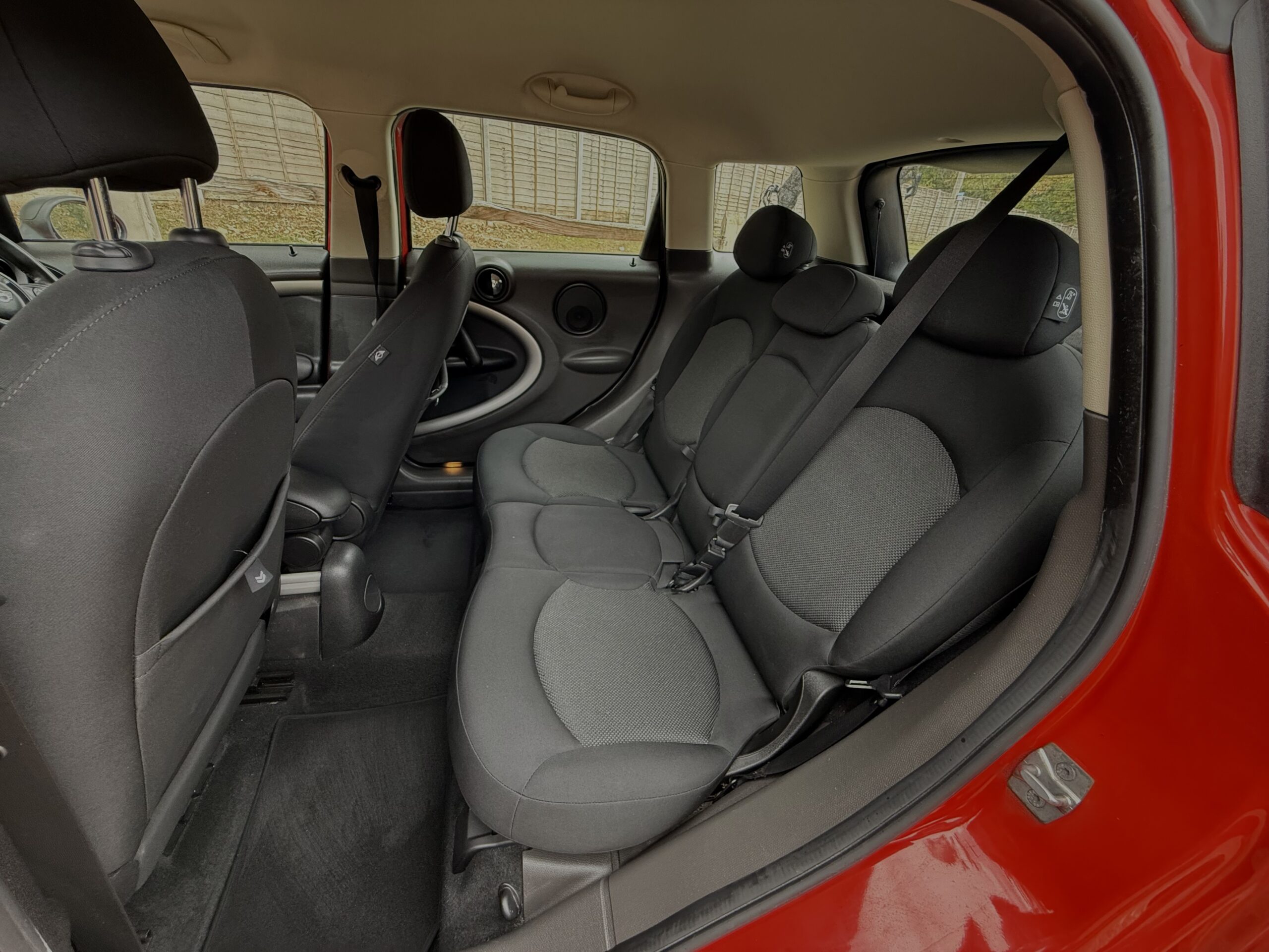 
								MINI ONE COUNTRYMAN 1.6 RED full									