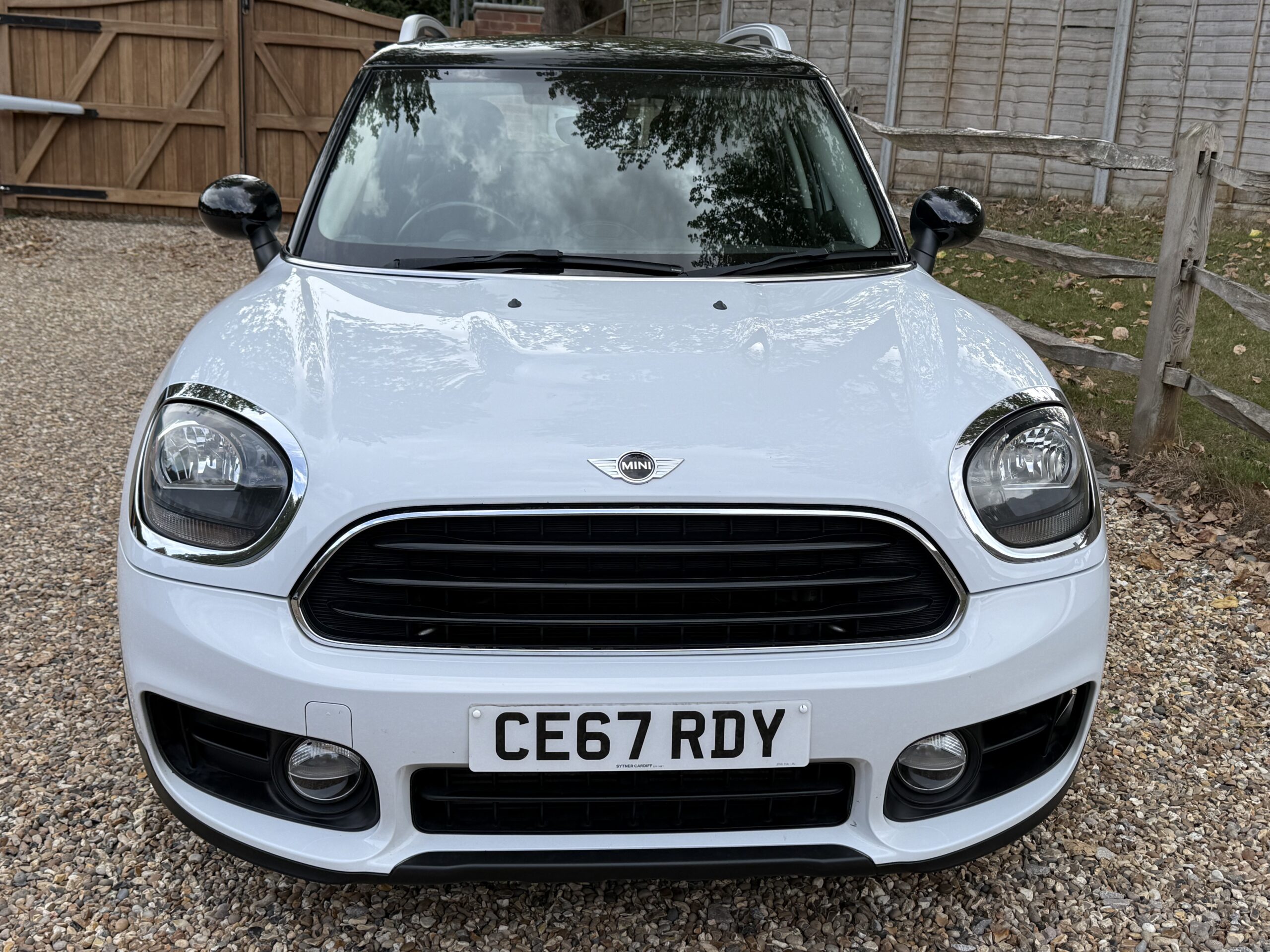 
								MINI COUNTRYMAN COOPER 1.6 WHITE full									