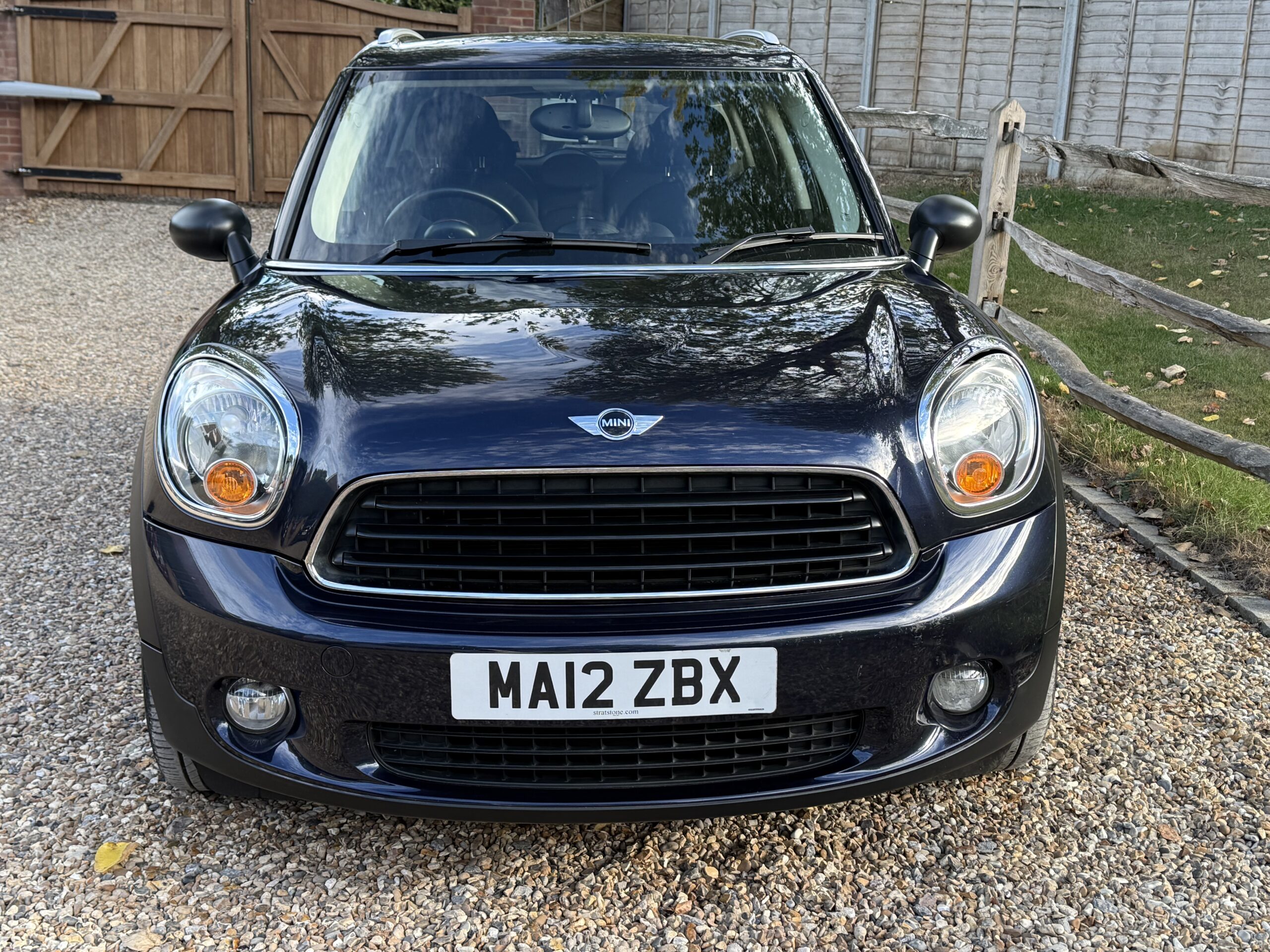 
								MINI One COUNTRYMAN BLUE 1.6 2012 full									