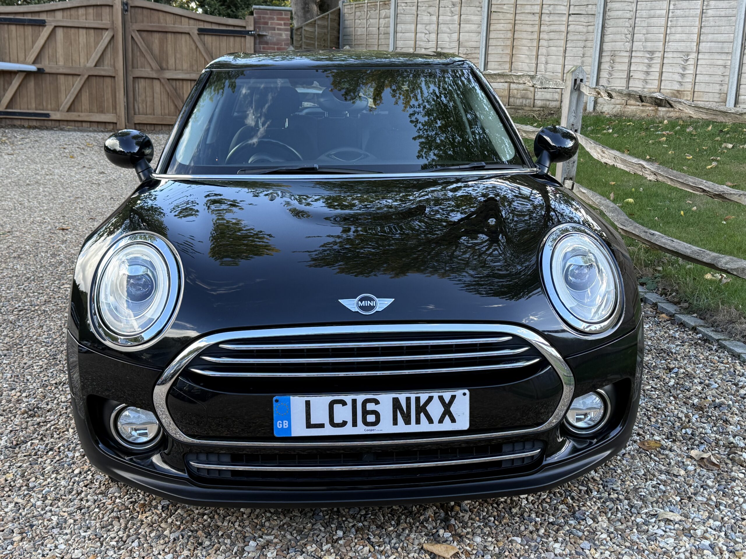 
								MINI COOPER CLUBMAN 1.5 BLACK full									