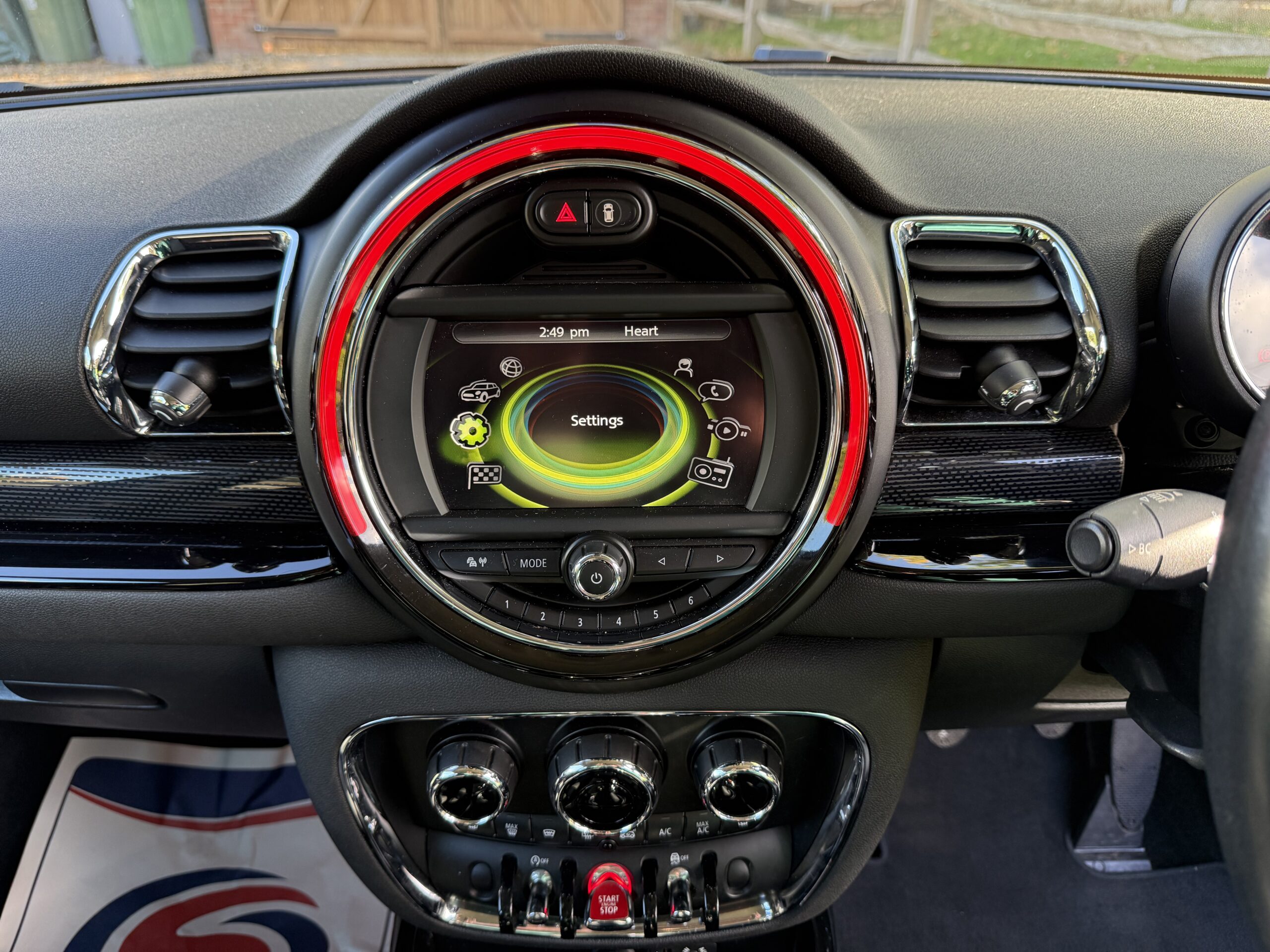 
								MINI COOPER CLUBMAN 1.5 BLACK full									